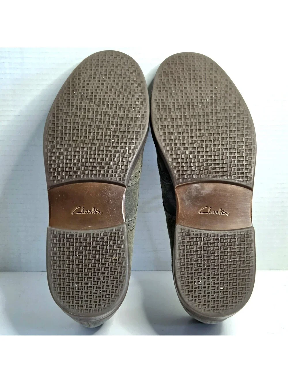 Clarks Collection Mens 12 M Dove Gray Suede Wingtip Oxfords Brogues NWOB